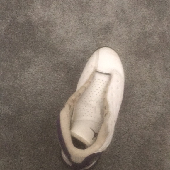 Jordan 13 retro lakers purple white size 9 - Picture 5 of 6